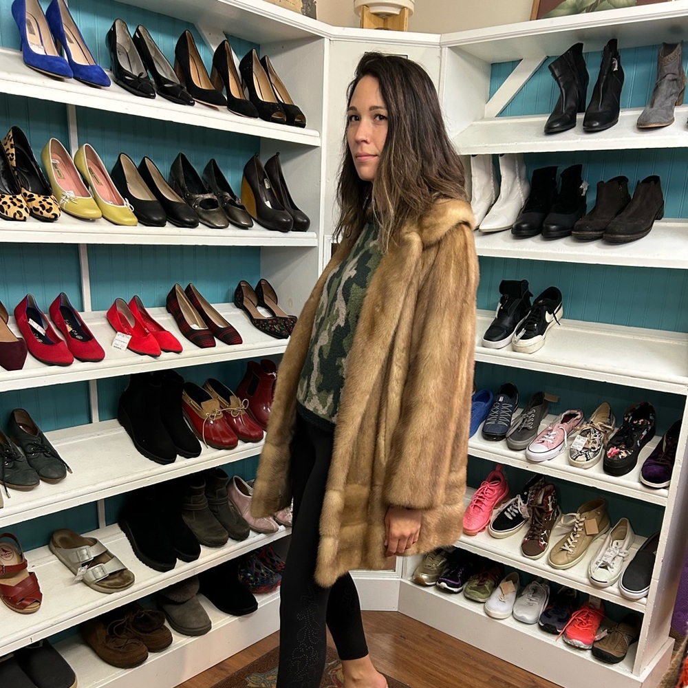 Meet your Posher, Brittany